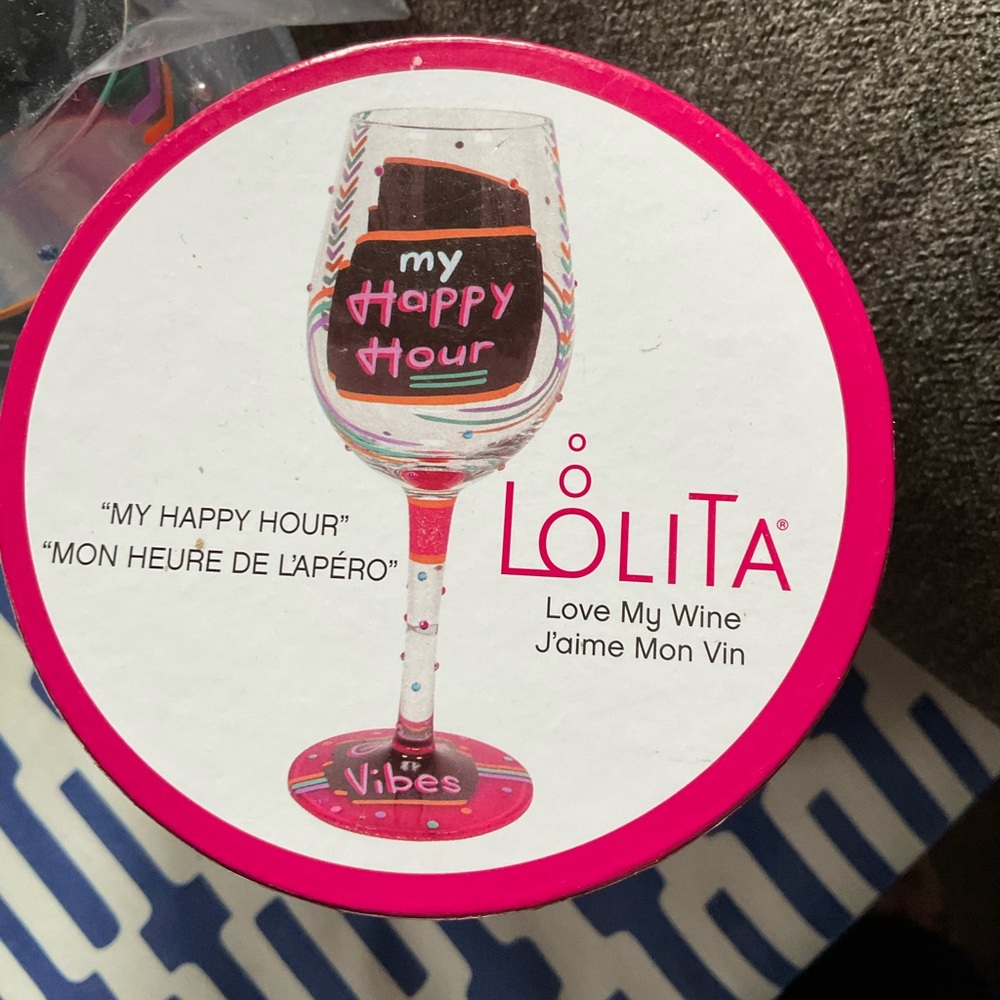 LOLITA WINE GLASS
